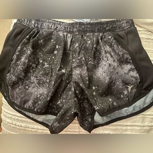 Patterned athletic shorts